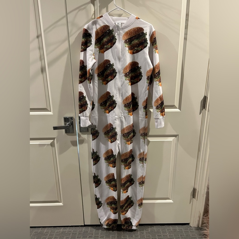 Extremely Rare McDonald’s Big Mac Onesie!!! Size XL